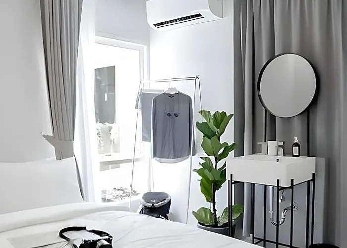 Chocolate Box Mint Hotel 3*