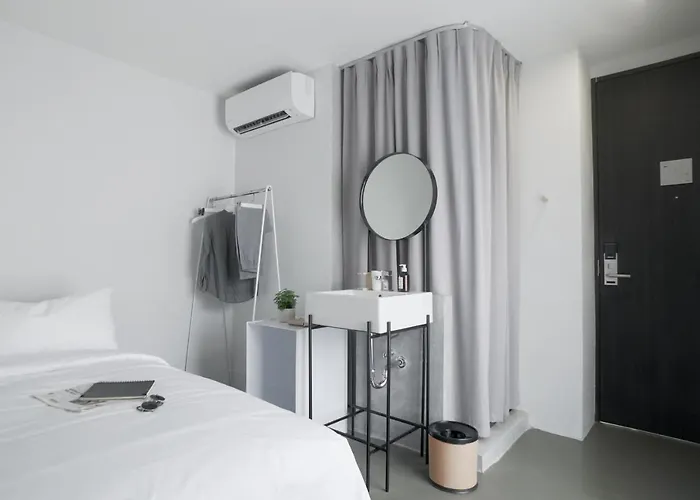 Chocolate Box Mint Hotel 3*