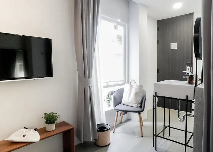 Chocolate Box Mint Hotel 3*